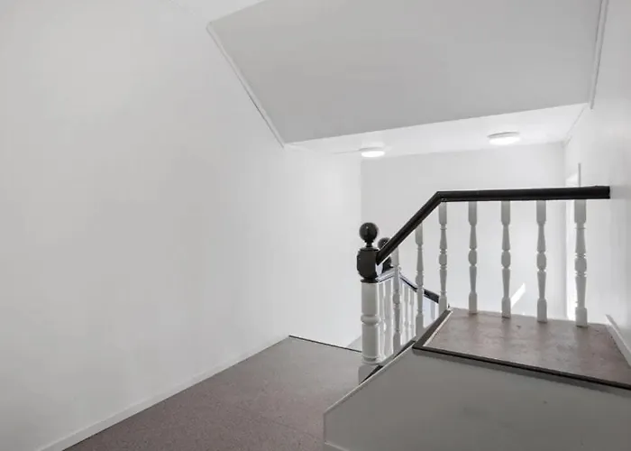 In The Middle Of The City, Garden And Parking! Apartamento Tønsberg